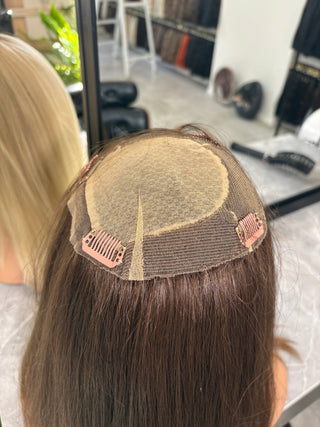 20-inch Brown Wig